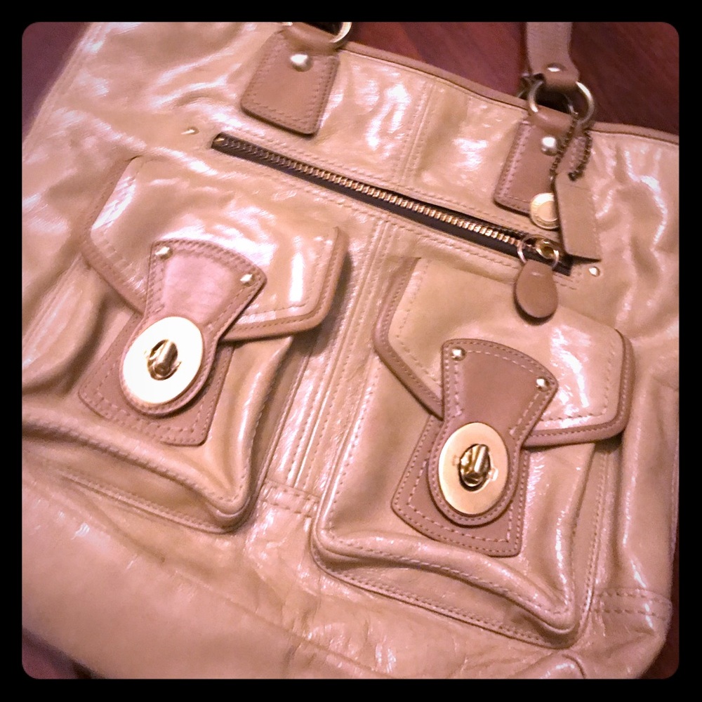 Rare Vintage & Authentic Coach Gigi Tote